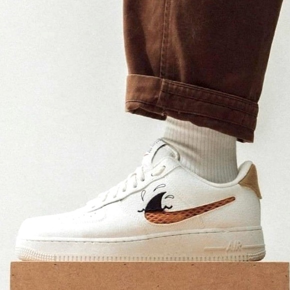 Nike Shoes - NIKE Air Force 1 LV8 Sun Club Casual Shoes